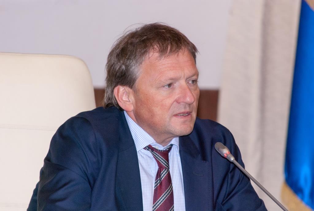 Выступает бизнес-омбудсмен Борис Титов 