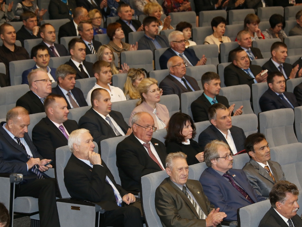 Торжество по случаю 77-летия Приморского края