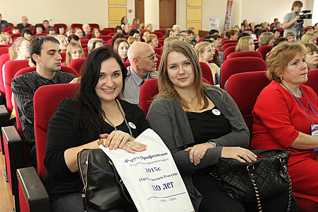 Около 300 жителей Уссурийска приняли участие в Дне профсоюзов
