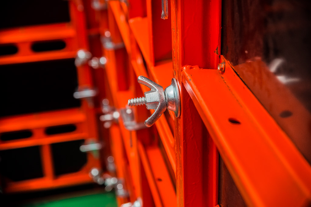 Новая корейская универсальная опалубка для монолитного строительства 