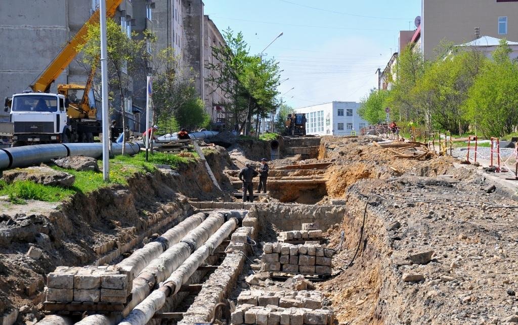 Опять магадан. Теплотрасса на улице Советской. Магадан перестройка города. Магадан Ленина теплотрасса. Реконструкция Магадана.