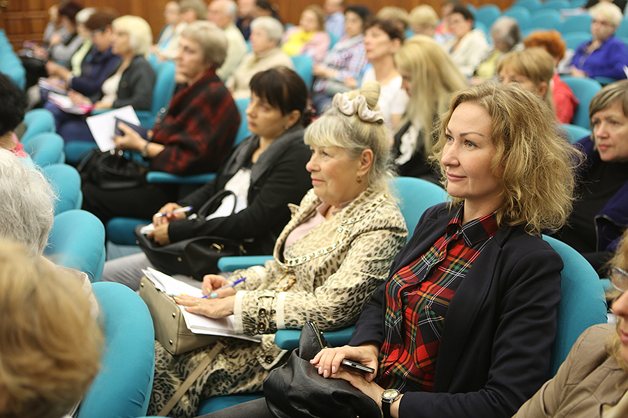 Занятие школы жилищного просвещения "Управдом"