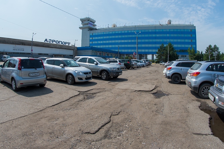 Возле хабаровска. Аэродромы вблизи Хабаровска. Фото возле аэропорта Хабаровск. Фото домов возле Хабаровского аэропорта. Фото аэропорта Хабаровск вблизи.