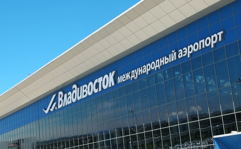 В аэропорту Владивостока от пассажира-инвалида потребовали оплатить провоз костылей