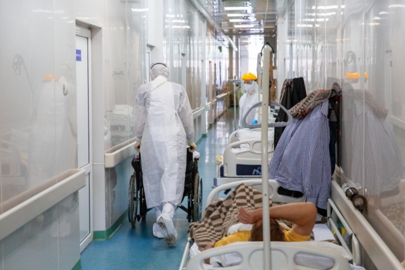 Число умерших от коронавируса в Приморье приближается к тысяче