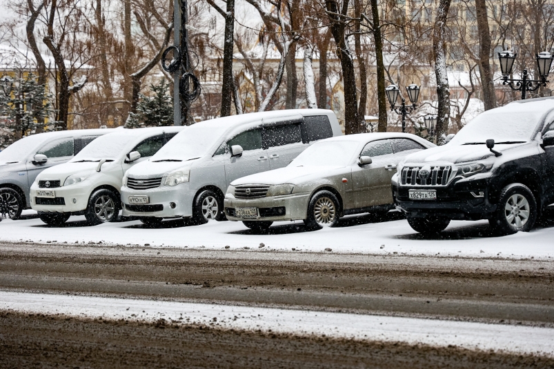 "Каждый там надолго застрянет": на известной парковке во Владивостоке новые правила