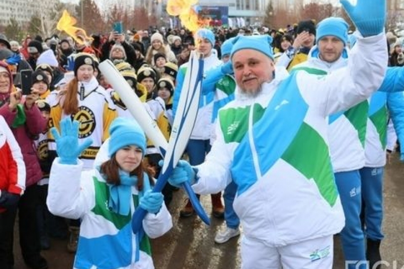 Кемерово принял эстафету огня II зимних Международных спортивных Игр "Дети Азии"