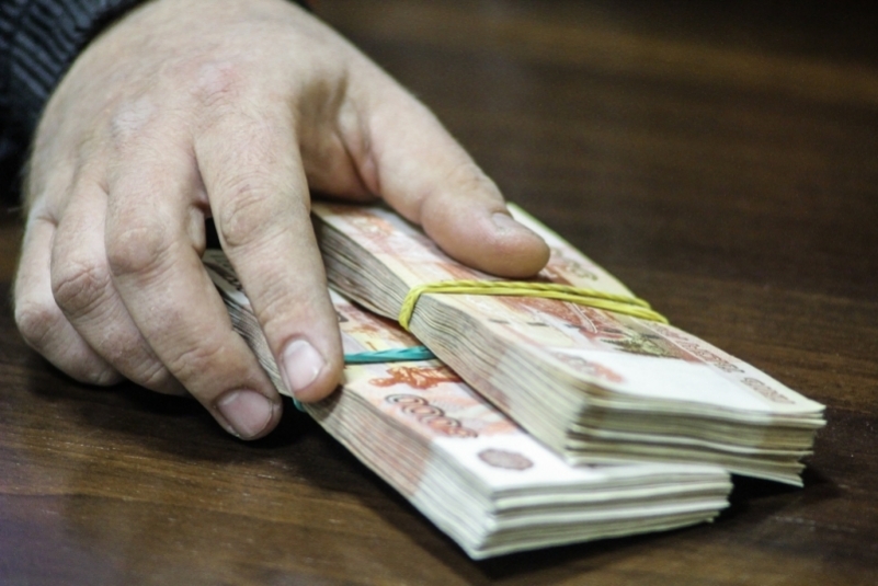 В Якутии директора предприятия оштрафовали на 1 млн рублей за взятку