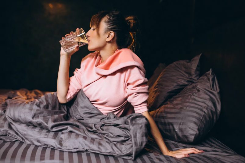Пейте на ночь и худейте: этот напиток помогает за месяц скинуть лишние кило к лету