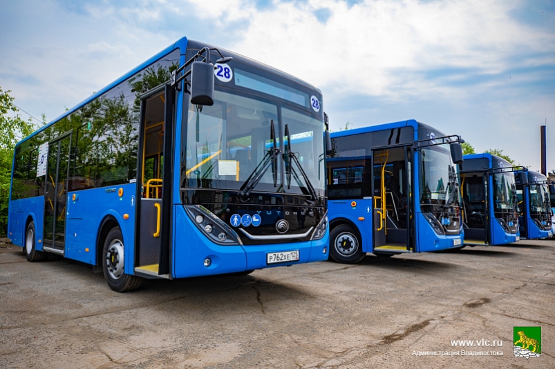 Почти 100 новых автобусов вышло на дороги Владивостока в 2022 году