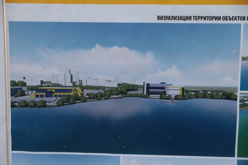 Во Владивостоке на озере Чан открыта новая площадка с уличными тренажерами