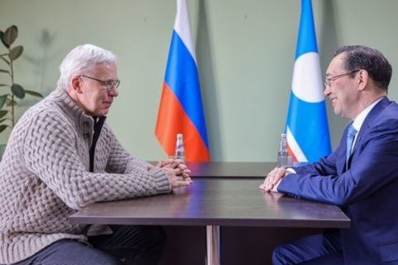 Глава Якутии встретился с олимпийским чемпионом Вячеславом Фетисовым