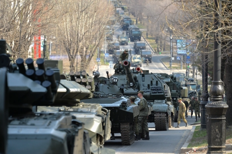 В Хабаровске скорректируют движение транспорта из-за тренировок Парада Победы