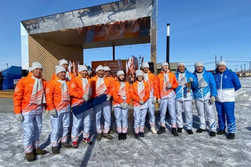 Эстафета огня VIII Игр "Дети Азии" прошла в Среднеколымском улусе Якутии