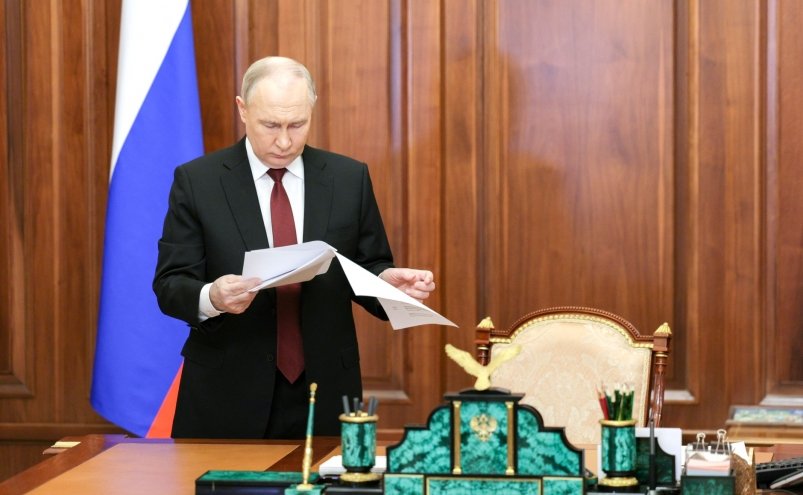 Путин поручил подготовить оценку эффективности работы губернаторов