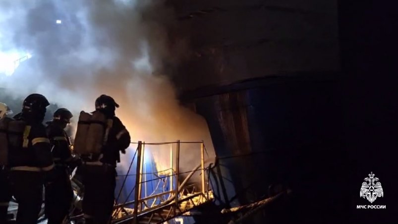 На краболове во Владивостоке произошел пожар