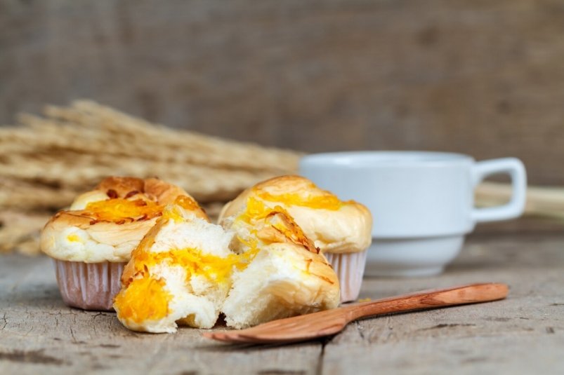 В 100 раз вкуснее сырников: ароматные кексы с сыром и зеленью – домашние будут в восторге