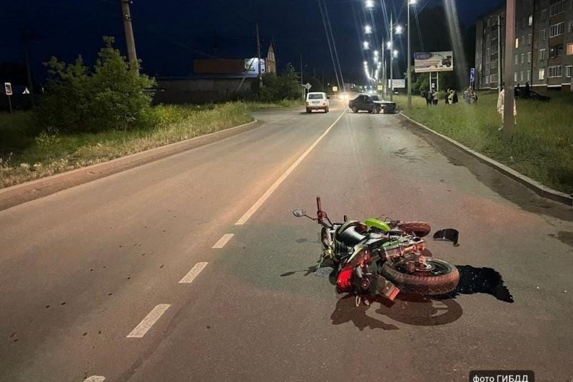 16-летний мотоциклист пострадал в ДТП с Тоyоtа в Нижнеудинске