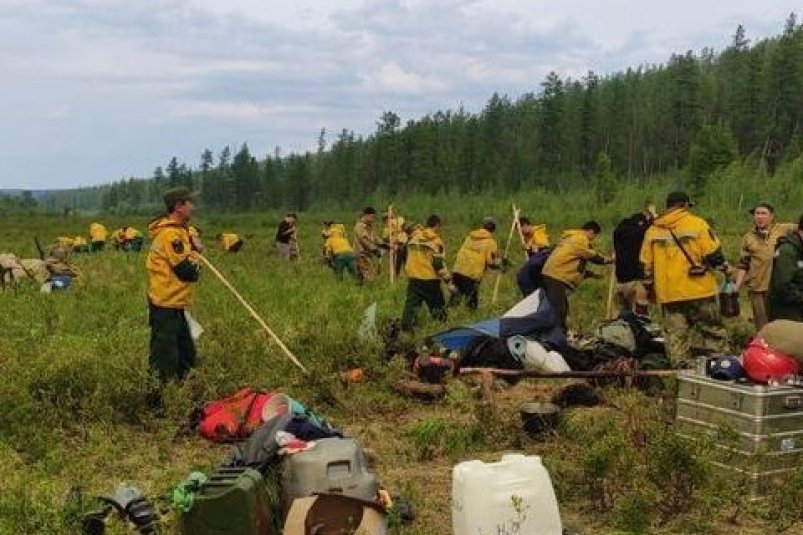 В Олекминском районе Якутии действуют 32 лесных пожара