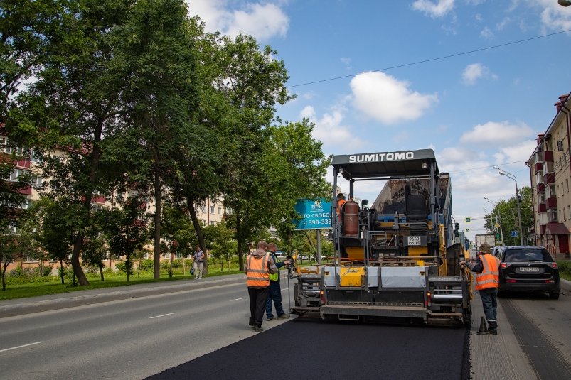 В Южно-Сахалинске уже отремонтированы 33 тысячи квадратных метров дорожного полотна