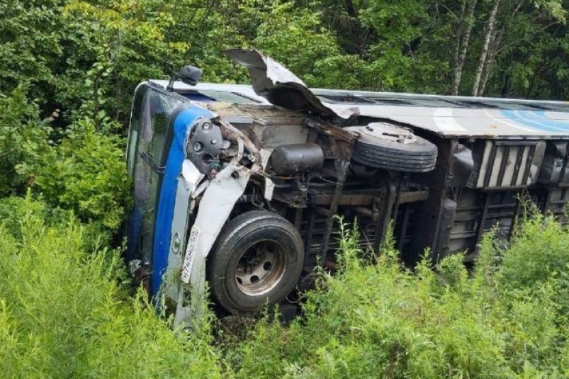 Прокуратура контролирует расследование ДТП с автобусом в Приморье