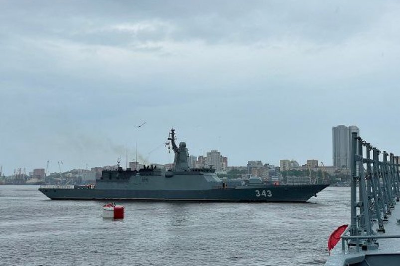 Корабли ТОФ вернулись во Владивосток после российско-китайского учения