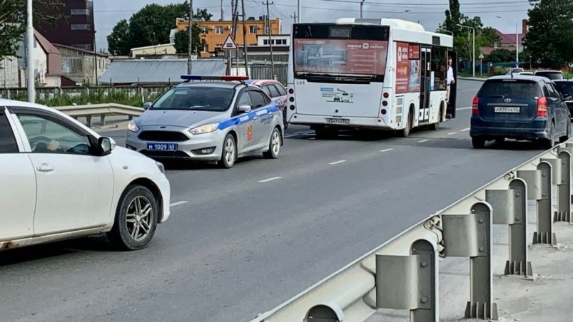 В Южно-Сахалинске автохам распылил перцовый баллончик в водителя автобуса №119