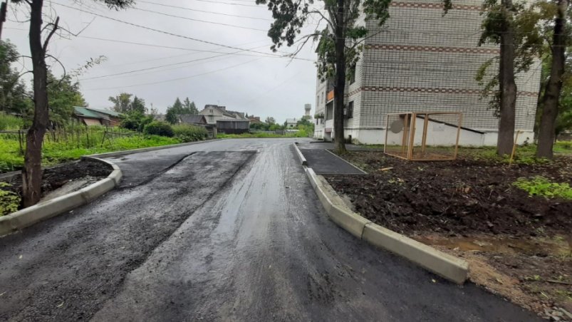 В городе Вяземский дополнительно отремонтируют несколько дворов