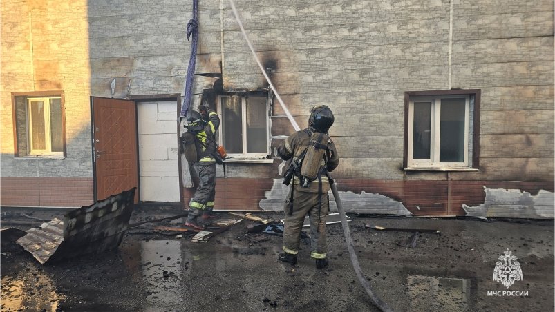 Пожар в хабаровской гостинице полностью ликвидирован