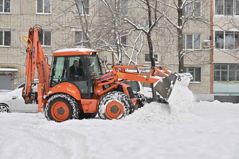 С последствиями осадков борются городские службы Хабаровска