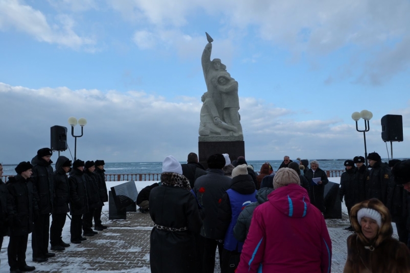 60 лет со дня трагедии в Беринговоморской экспедиции: в Невельске почтили память рыбаков