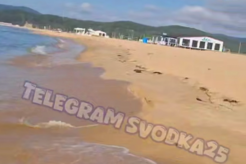 "Труп лежит": что случилось на популярном пляже в Ливадии – видео "Труп лежит": что случилось на популярном пляже в Ливадии – видео - NakhodkaMedia: Лента новостей, 19.09.2026