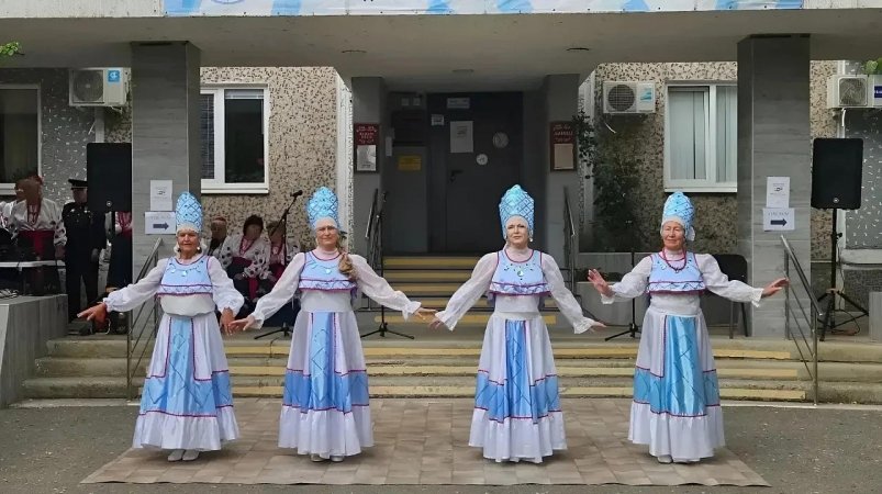Творческие коллективы Краснодара выступают на избирательных участках - KrasnodarMedia, 19.09.2026
