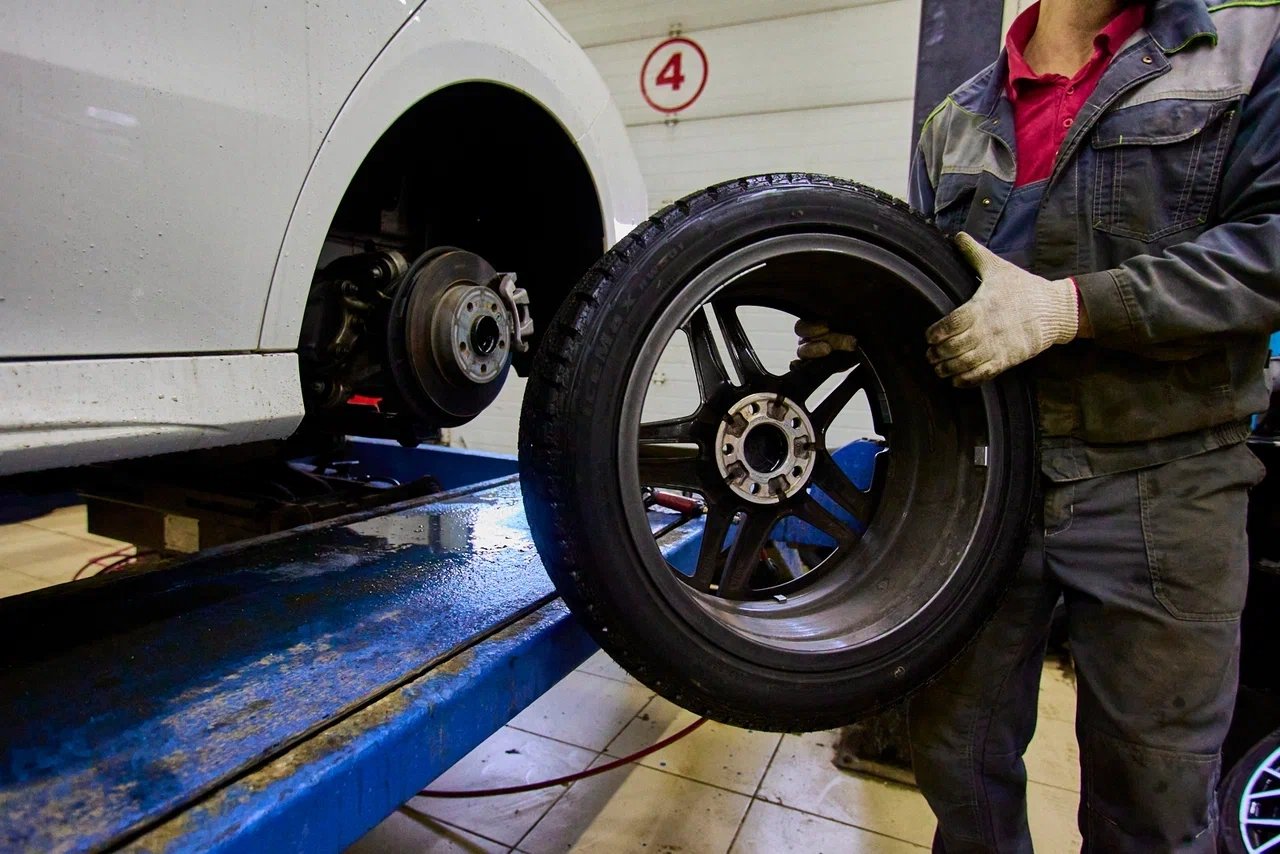 Во сколько обойдется "переобувка" машины во Владивостоке — обзор рынка летней резины