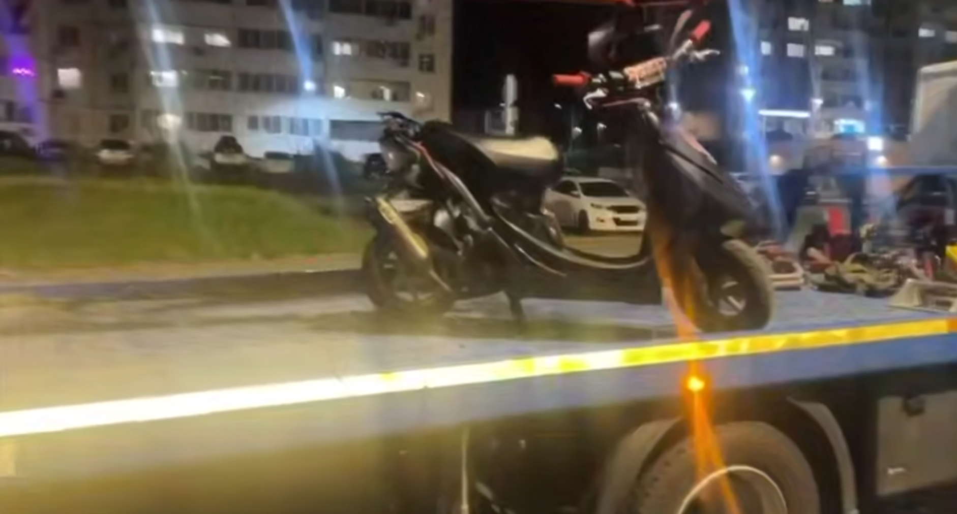 16-летнего экстремала без прав поймали во Владивостоке Скриншот из видео в ТГ-канале (18+) Полиции Приморья