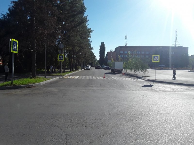 В Спасске-Дальнем грузовик сбил семилетнюю девочку на пешеходном переходе