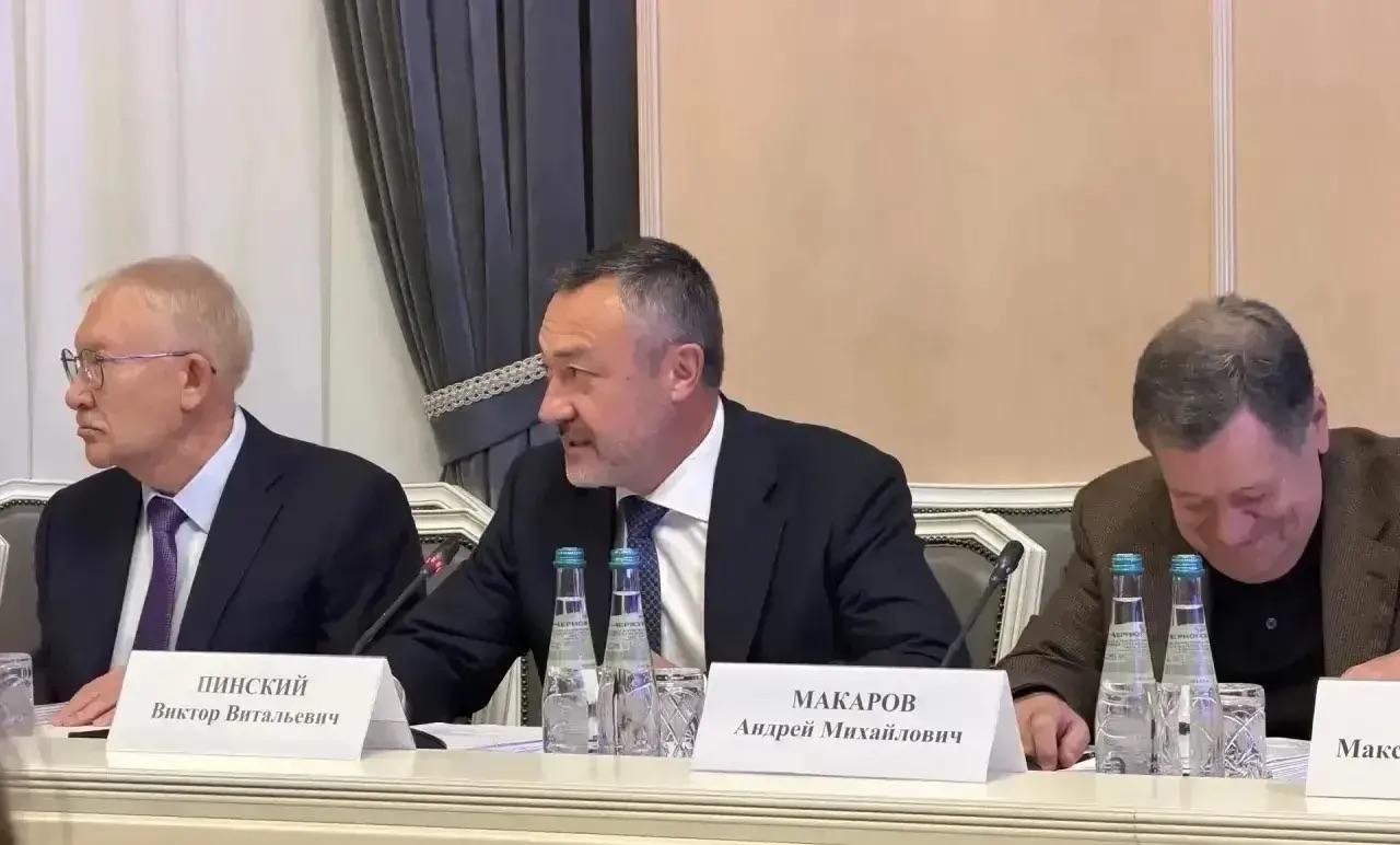 Виктор Пинский предоставлено депутатом