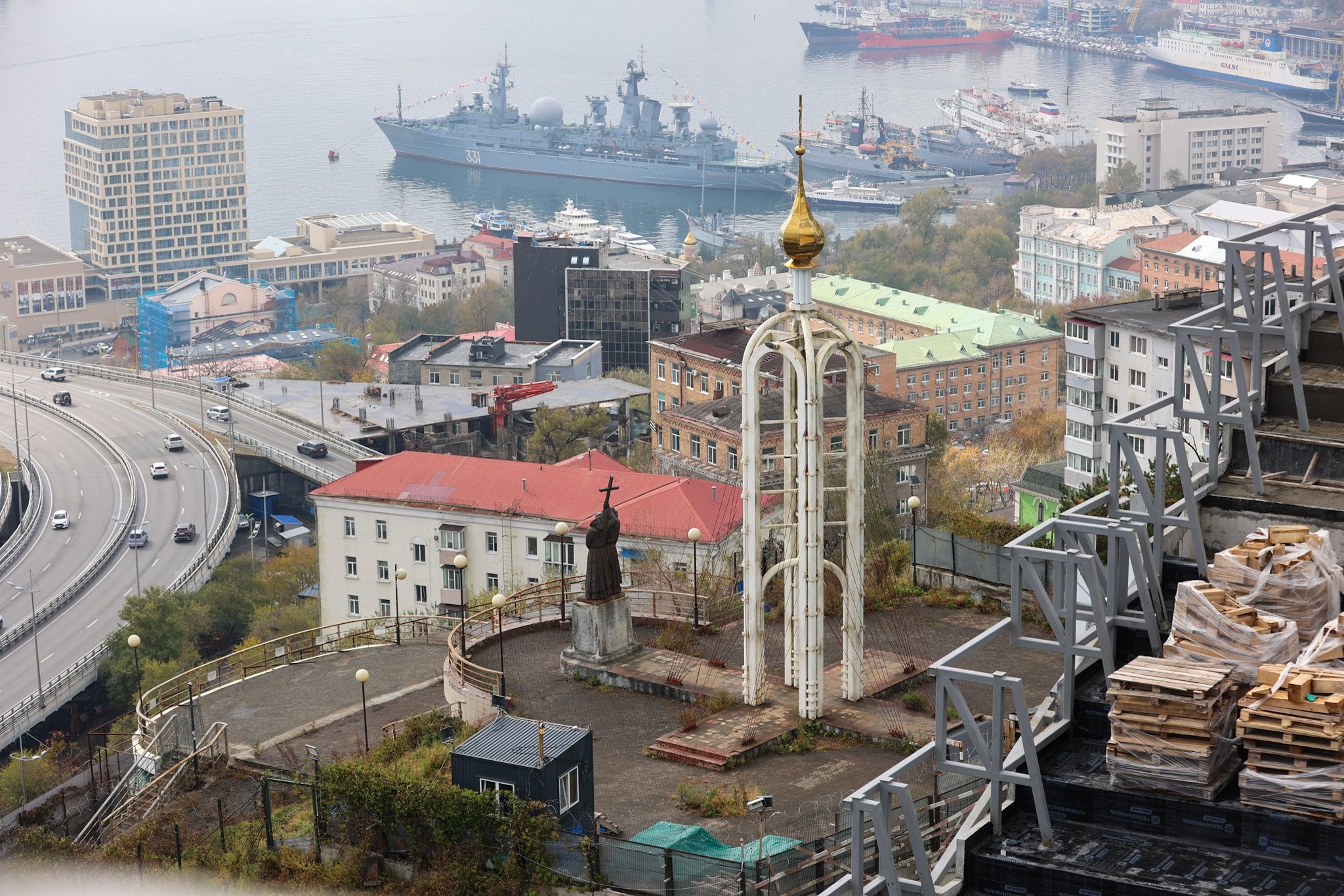 Строительство музейного и театрально-образовательного комплекса на Орлиной сопке во Владивостоке, лето 2026 Иван Дякин, правительство Приморского края