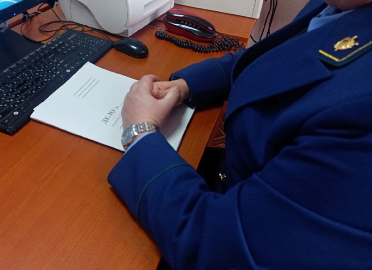 Экс-начальника таможенного поста во Владивостоке внесли в реестр коррупционеров после увольнения на пенсию