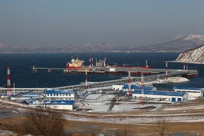 Погода в козьмино ленского. Козьмино Приморский край. Спецморнефтепорт Козьмино. Порт Козьмино. ООО Спецморнефтепорт Козьмино.