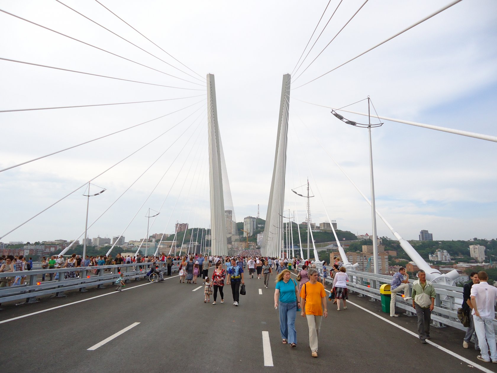 мост через бухту золотой роге